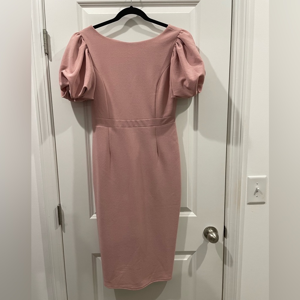 Ivy City Co Blush Midi Dress with Puff Sleeves